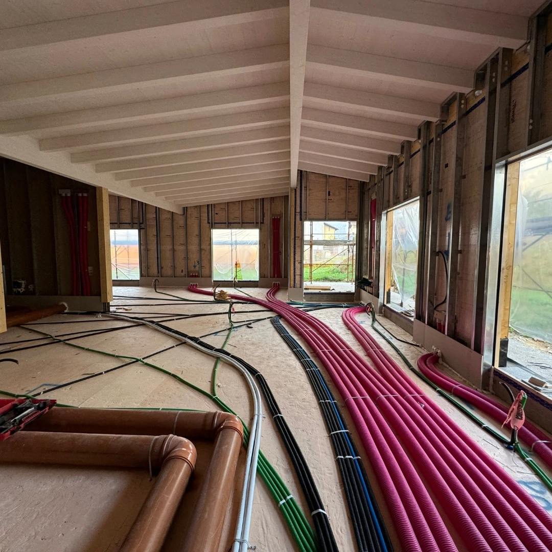 distribuzione impianto radiante pavimento open space kumbe
